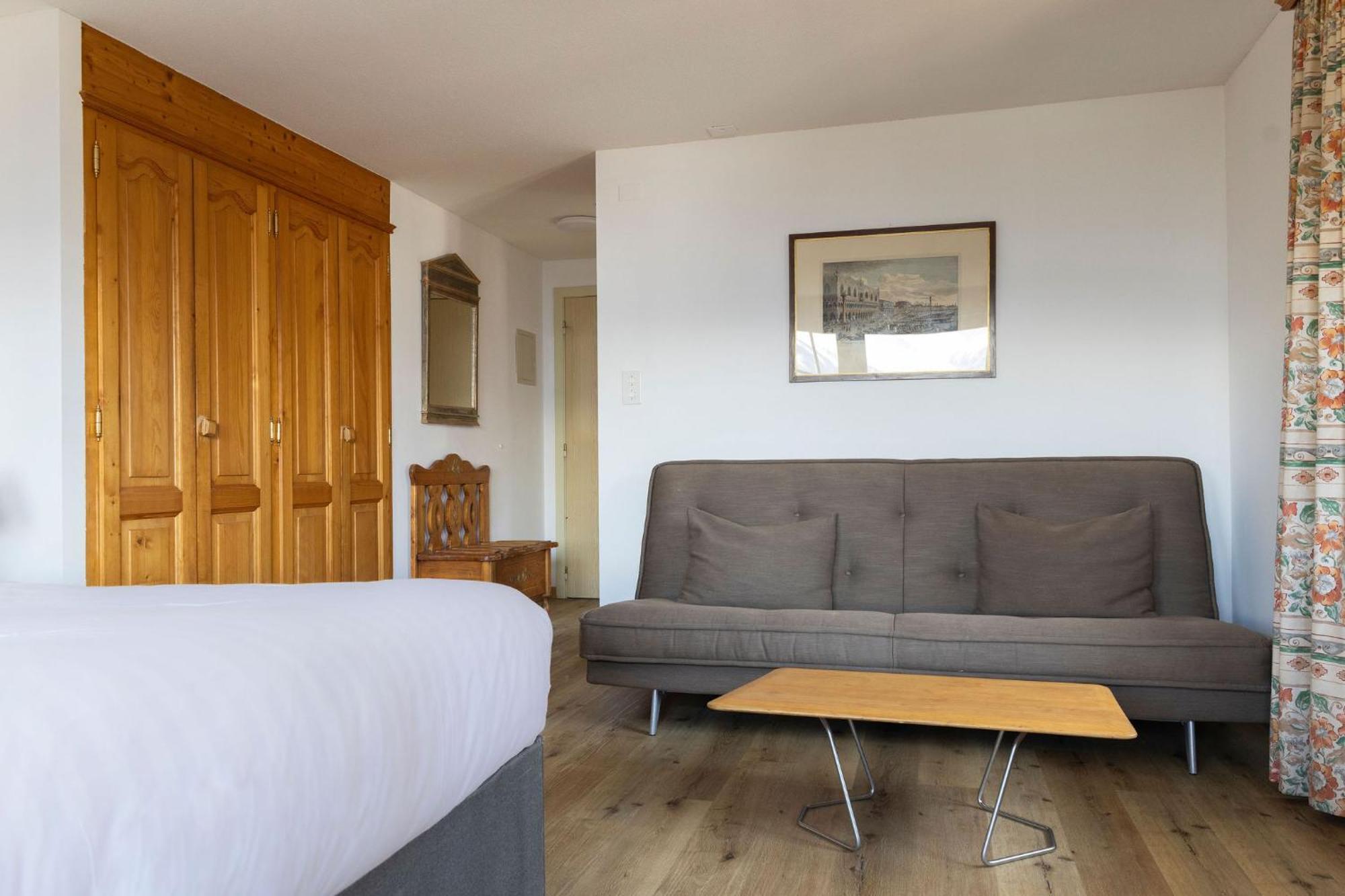 וורבייה Hotel Montpelier מראה חיצוני תמונה